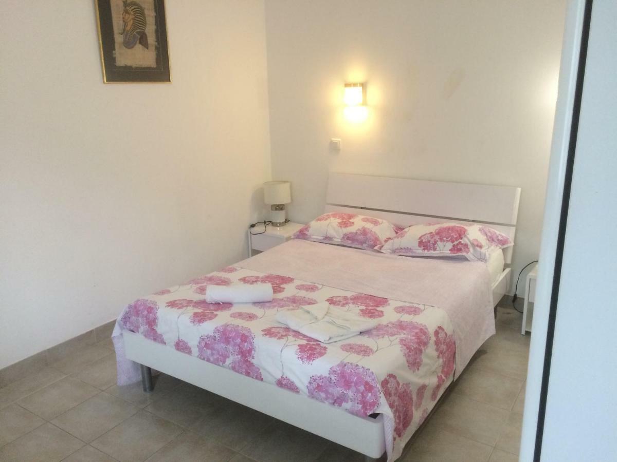 Appartements La Mangouste 圣马克西姆 外观 照片